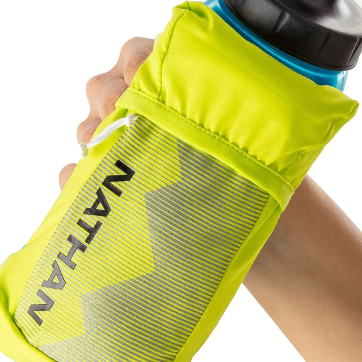 Nathan Quick Squeeze 22oz Bottle 4 Nathan Quick Squeeze 22oz Bottle - Image 4