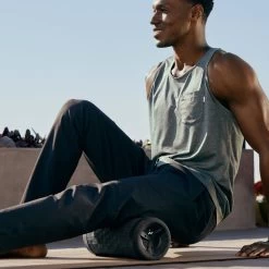 Hyperice Vyper 3.0 Vibrating Fitness Roller -Outdoor Sports Shop BLA D1 84