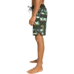 Quiksilver Blank Canvas Scallop 18in Board Short - Men's 11 Quiksilver Blank Canvas Scallop 18in Board Short - Men's -Outdoor Sports Shop BLA D3 85